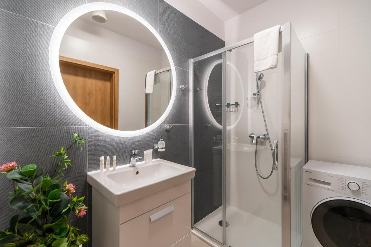 Aquamarina Prima 12 By Renters Apartman Miedzyzdroje Kültér fotó